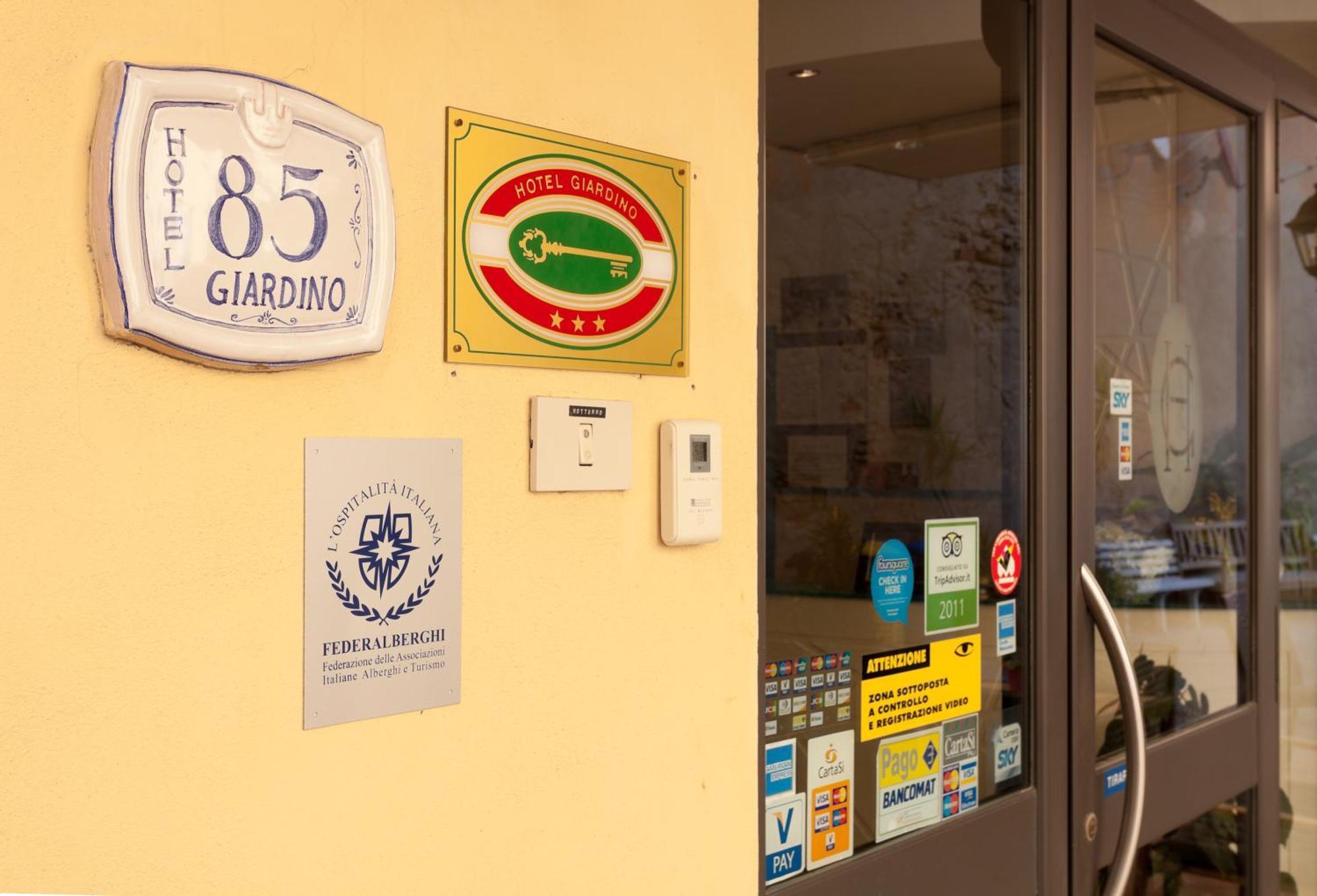 Parking Hotel Giardino Livorno Bagian luar foto